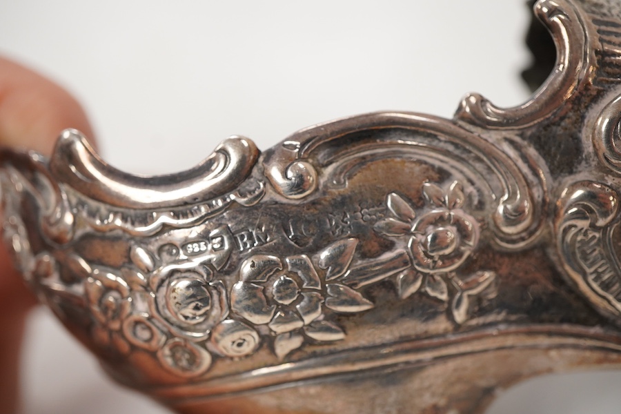 An early 20th century Hanau large novelty silver pin cushion(lacking cushion), modelled as a lady's shoe, import marks for Berthold Muller, Chester, 1907, 15.5cm, 4.8oz.